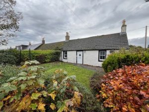 Lily Cottage, 19 Long Row, Westhaven, Carnoustie, DD7 6BE